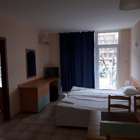 Apart Hotel 라브다 외부 사진